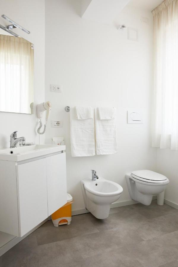 Le Vette Room&Breakfast Rovereto  Rum bild