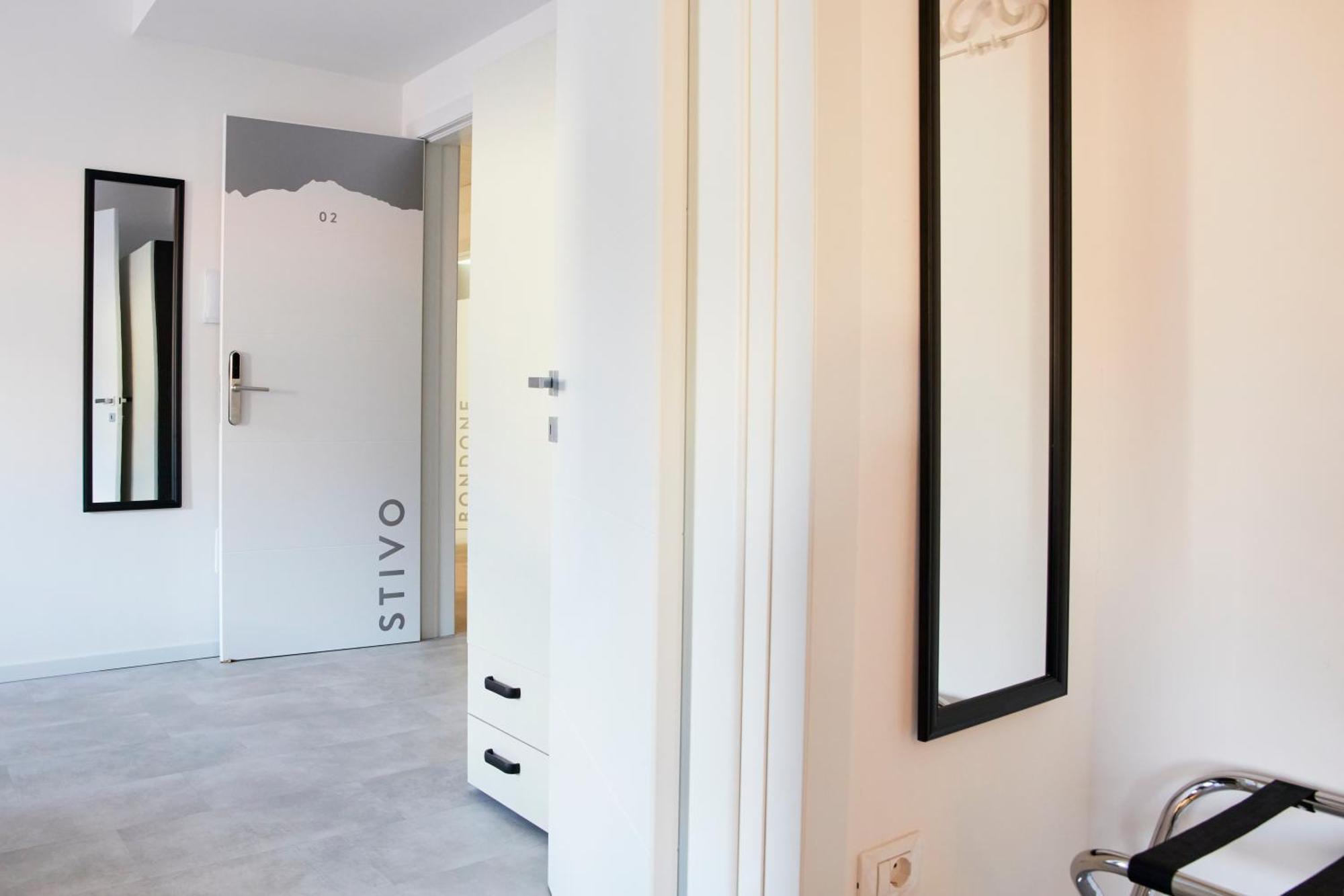 Le Vette Room&Breakfast Rovereto  Rum bild